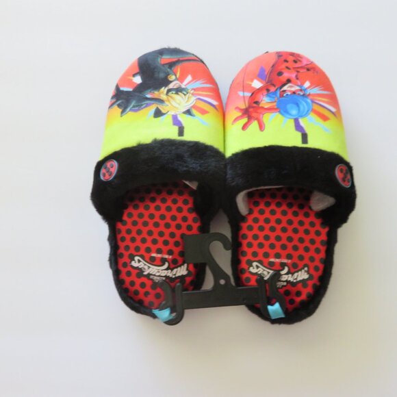 Miraculous Ladybug Slippers Kids Size - Picture 4 of 6